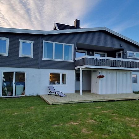 Nice House With A Great View! Skjervoy エクステリア 写真